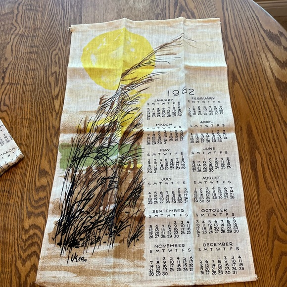 Vera Neumann 1982 Calendar Linen Kitchen Hand Dish Towels Lot 4 New Old Stock - Picture 3 of 5